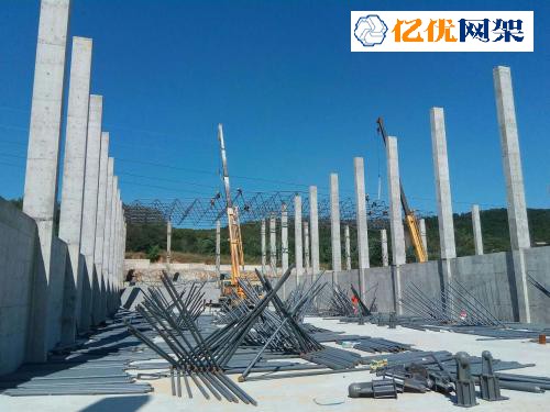 三清山料棚网架设计